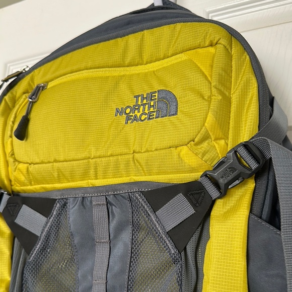 The North Face Gray and Yellow Recon Backpack - Picture 3 of 8